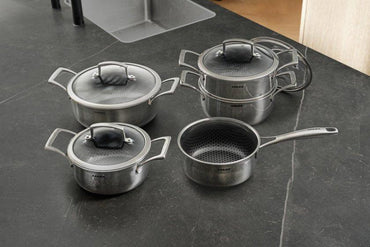 Arbaer 9 Piece Induction Pan Set With Honeycomb Nonstick Coating Including Sauce Pans And Casseroles.