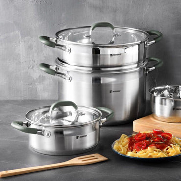 Bergner Midnight Stainless Steel Induction Compatible Cooking Pot With Lid 20cm 2.3L.