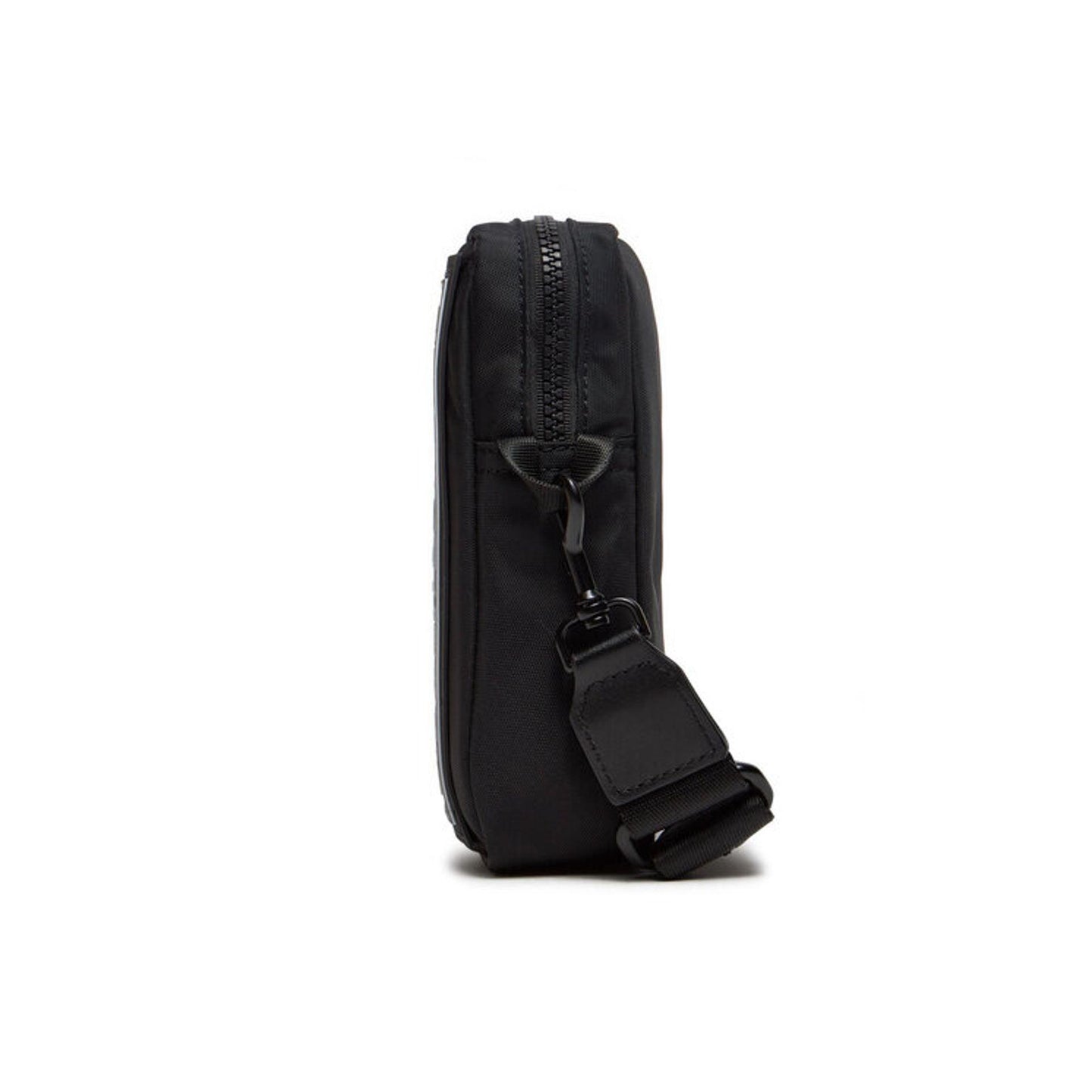 Versace Jeans Couture Crossbody Bag 75YA4B64 – Black Zippered Shoulder Bag for Everyday Chic Style.