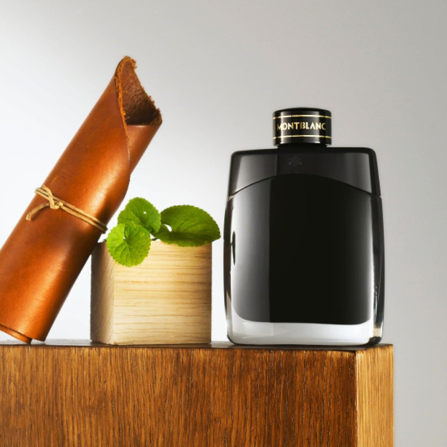 Montblanc Legend Eau De Parfum Vaporisateur 50ml - Afanaya